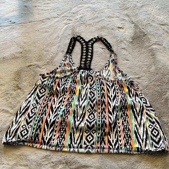 Tribal tank top - Picture 3 of 5